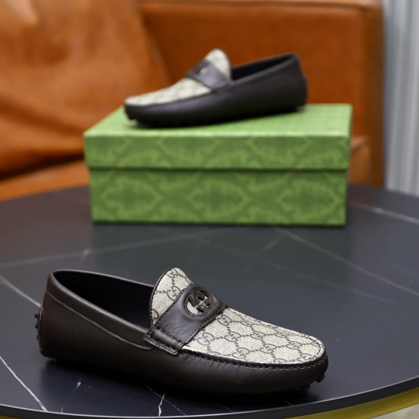 Ex-factory price: 480💰【GUCCI】Gucci ⚠️High-end men’s driving and pedal series ⚠️38-44 (customized for 45) ⚠️All original cowhide leather! Thick and soft! Made entirely of calfskin lining! Rubber sheet anti-slip beanie sole! Three-dimensional package technology! Fashionable and classic! Handicrafts! Original high quality! Feel free to compare!
